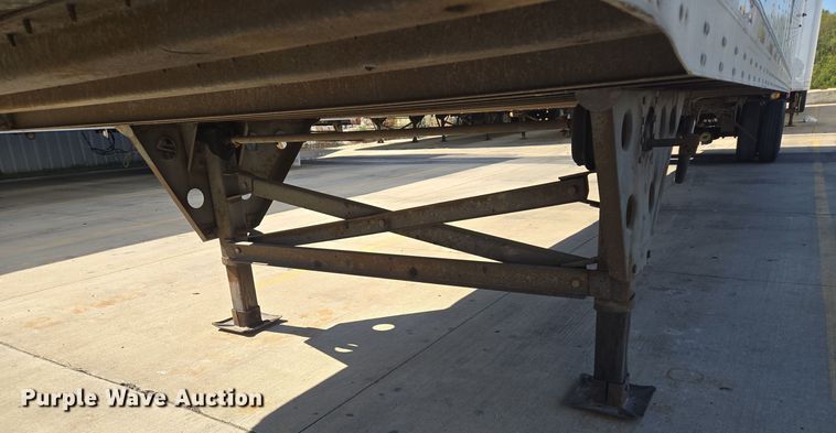 image for item EE8660 2007 Utility Trailer dry van trailer