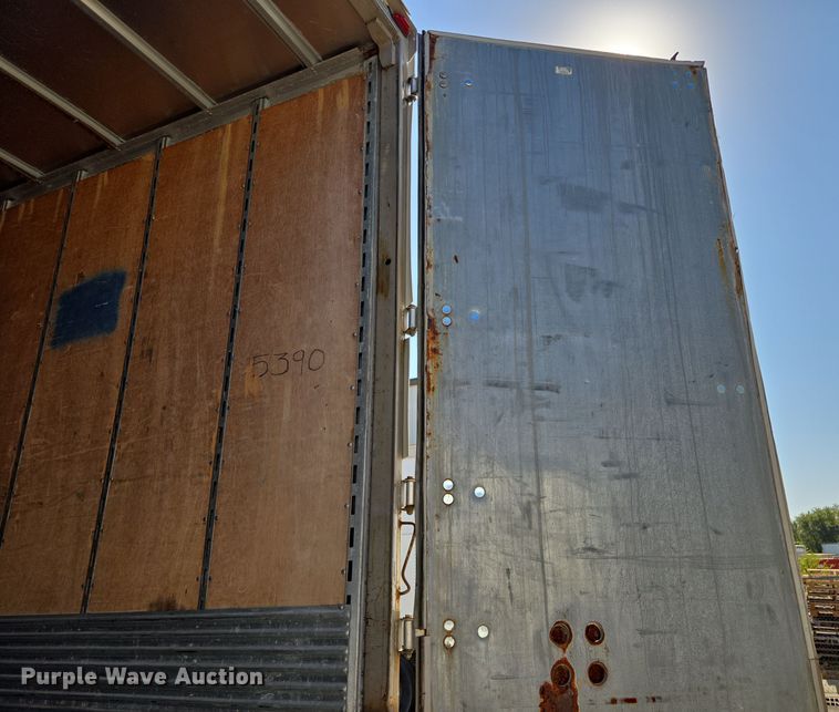 image for item EE8660 2007 Utility Trailer dry van trailer