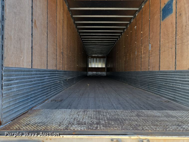 image for item EE8660 2007 Utility Trailer dry van trailer