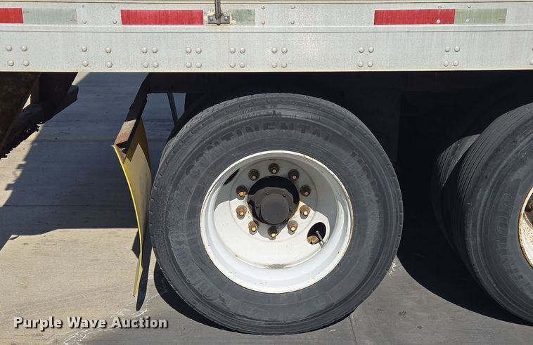 image for item EE8660 2007 Utility Trailer dry van trailer