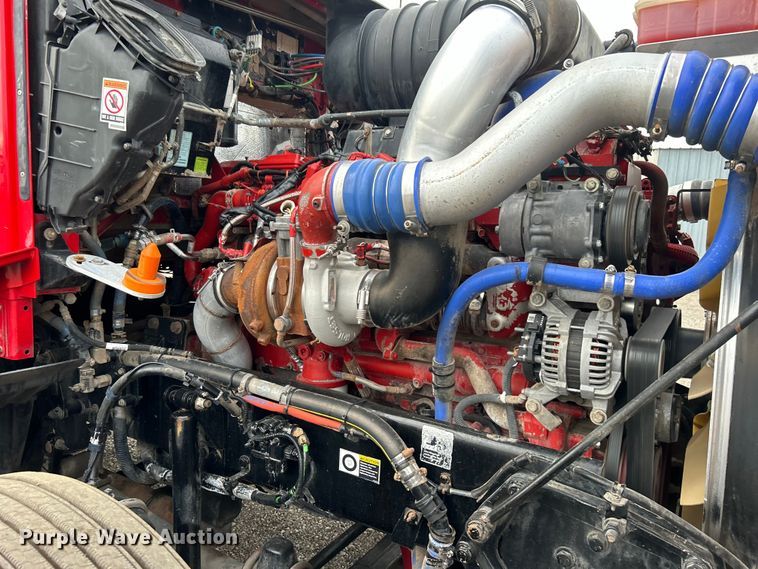 image for item EG0753 2013 Kenworth T660 semi truck