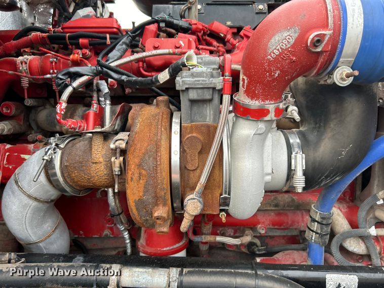 image for item EG0753 2013 Kenworth T660 semi truck