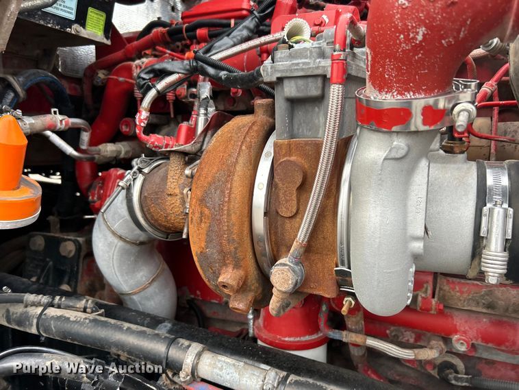 image for item EG0753 2013 Kenworth T660 semi truck