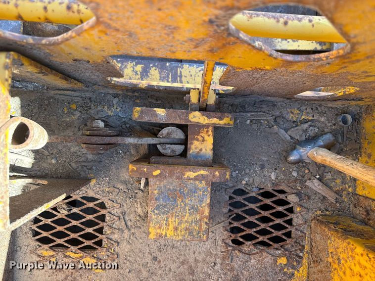 image for item EG6778 2014 XL trailers XL 110 HDG lowboy equipment trailer