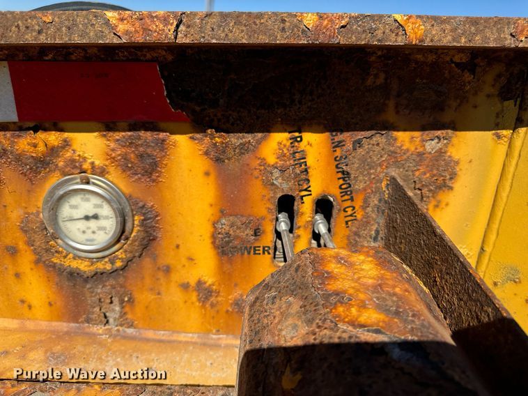 image for item EG6778 2014 XL trailers XL 110 HDG lowboy equipment trailer