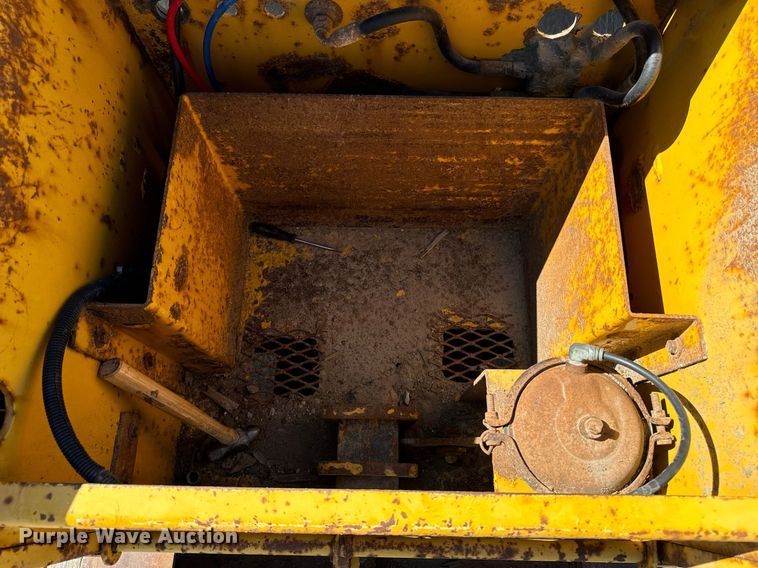 image for item EG6778 2014 XL trailers XL 110 HDG lowboy equipment trailer