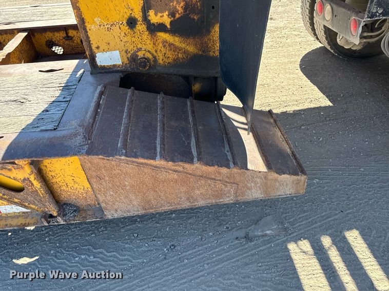 image for item EG6778 2014 XL trailers XL 110 HDG lowboy equipment trailer