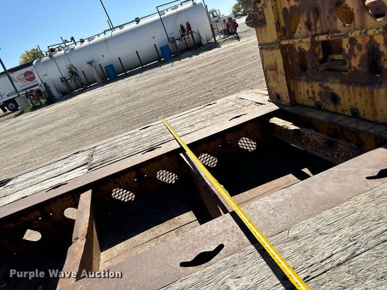 image for item EG6778 2014 XL trailers XL 110 HDG lowboy equipment trailer