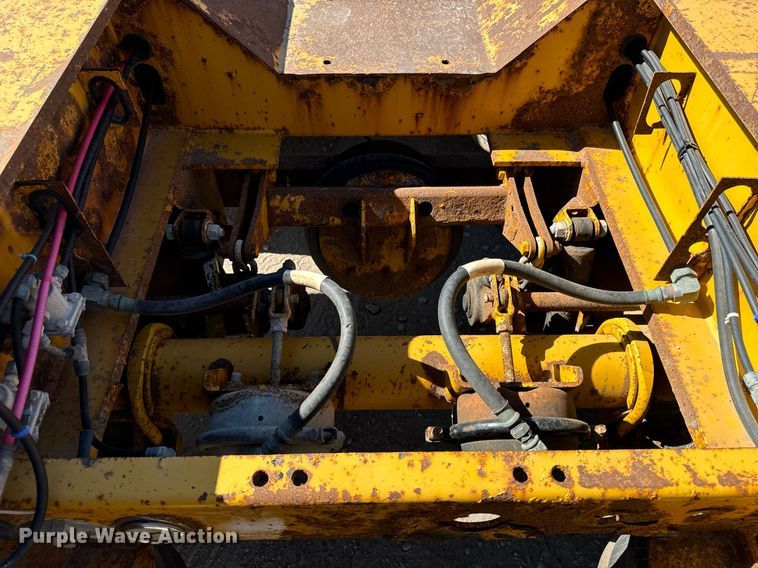 image for item EG6778 2014 XL trailers XL 110 HDG lowboy equipment trailer