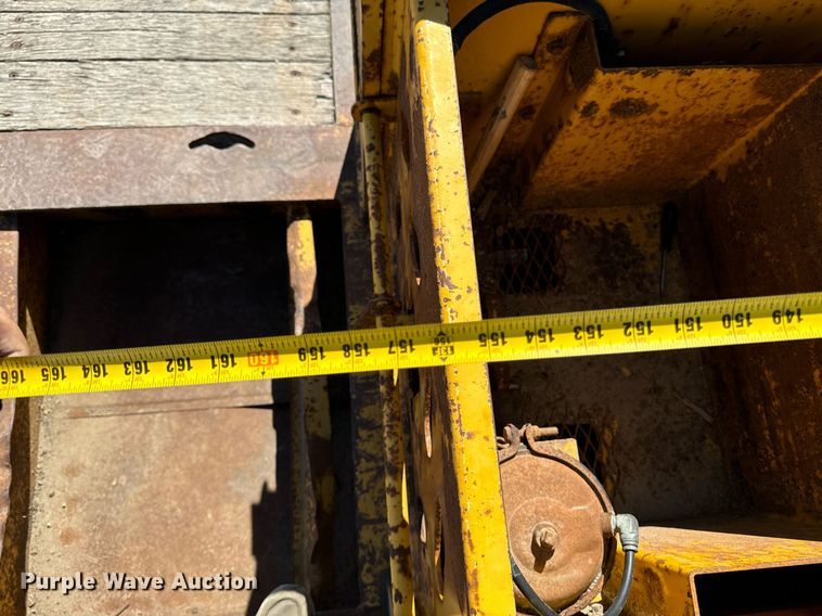 image for item EG6778 2014 XL trailers XL 110 HDG lowboy equipment trailer