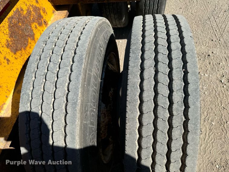 image for item EG6778 2014 XL trailers XL 110 HDG lowboy equipment trailer