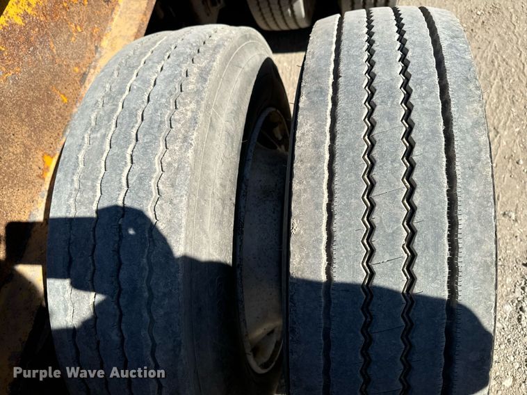 image for item EG6778 2014 XL trailers XL 110 HDG lowboy equipment trailer