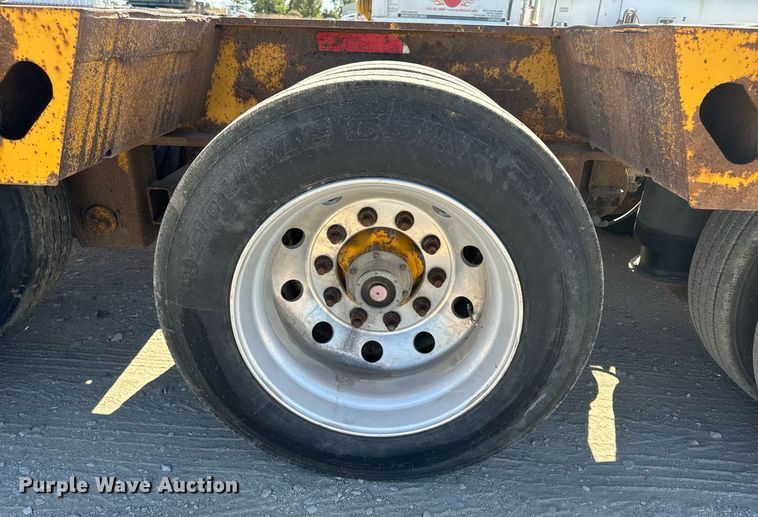 image for item EG6778 2014 XL trailers XL 110 HDG lowboy equipment trailer