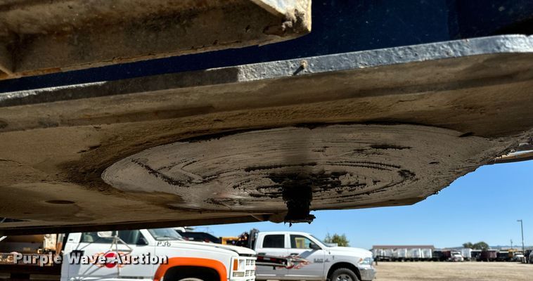 image for item EG6781 2014 XL trailers XL 110 HDG lowboy equipment trailer