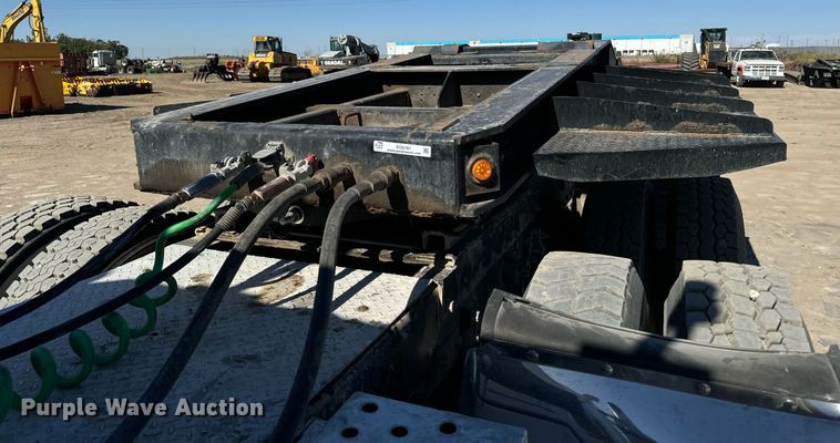 image for item EG6781 2014 XL trailers XL 110 HDG lowboy equipment trailer