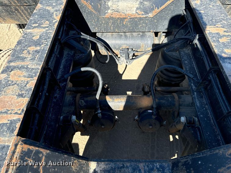 image for item EG6781 2014 XL trailers XL 110 HDG lowboy equipment trailer