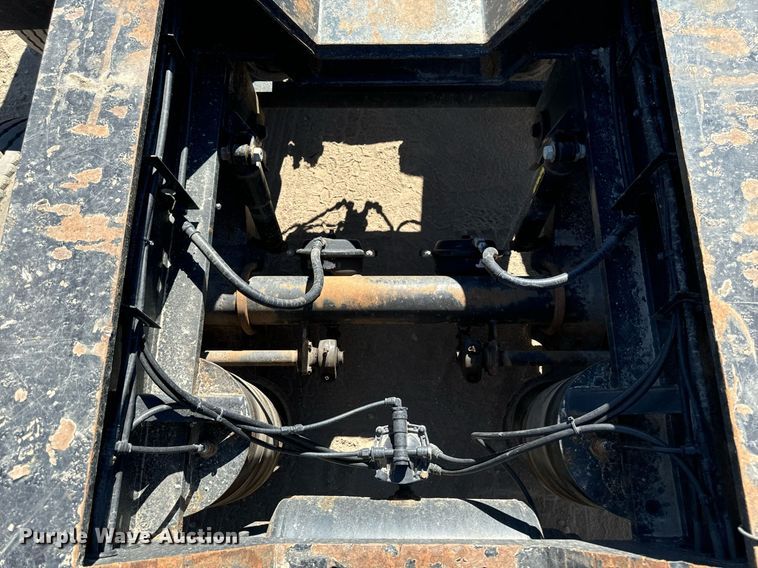 image for item EG6781 2014 XL trailers XL 110 HDG lowboy equipment trailer