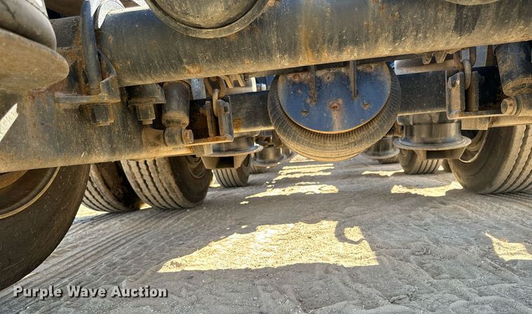 image for item EG6781 2014 XL trailers XL 110 HDG lowboy equipment trailer