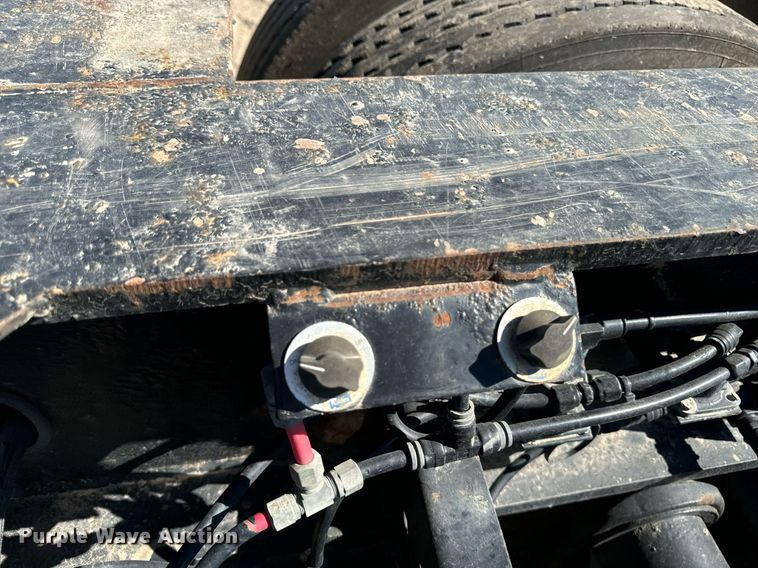 image for item EG6781 2014 XL trailers XL 110 HDG lowboy equipment trailer