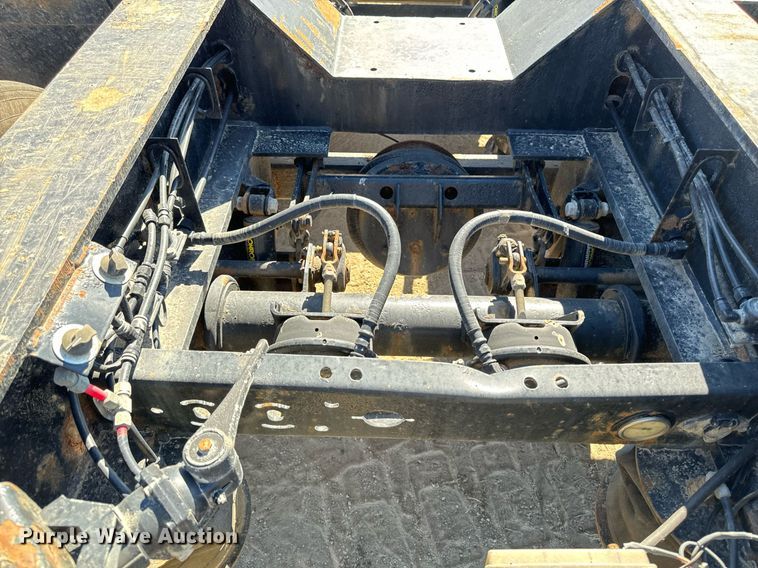 image for item EG6781 2014 XL trailers XL 110 HDG lowboy equipment trailer