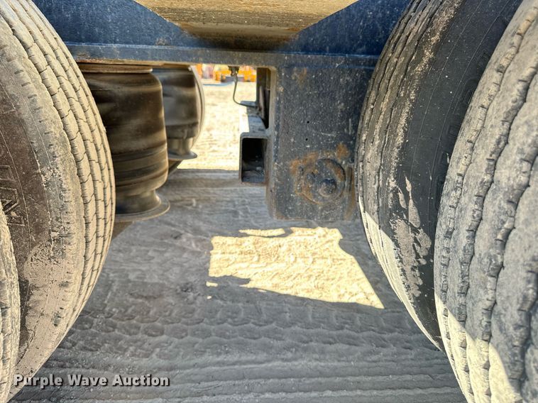 image for item EG6781 2014 XL trailers XL 110 HDG lowboy equipment trailer