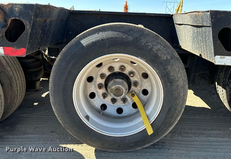 image for item EG6781 2014 XL trailers XL 110 HDG lowboy equipment trailer