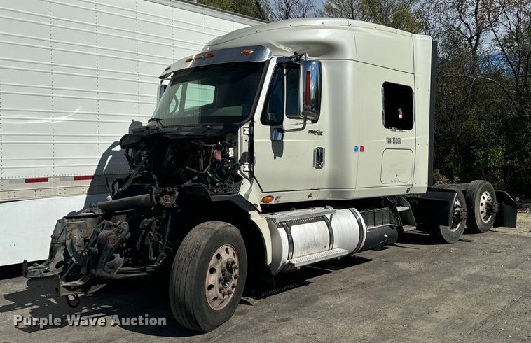 image for item EG6794 2008 International  Prostar Limited 6x4 semi truck