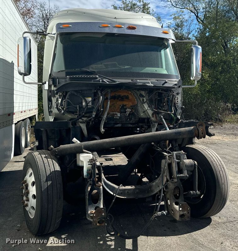 image for item EG6794 2008 International  Prostar Limited 6x4 semi truck