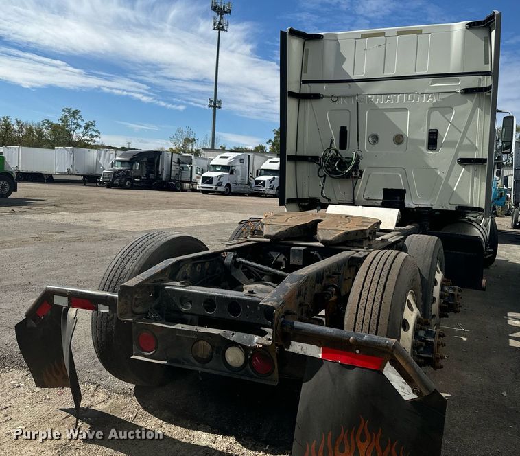 image for item EG6794 2008 International  Prostar Limited 6x4 semi truck