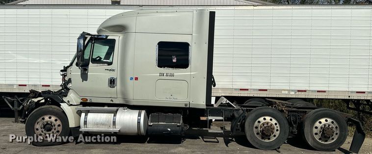 image for item EG6794 2008 International  Prostar Limited 6x4 semi truck