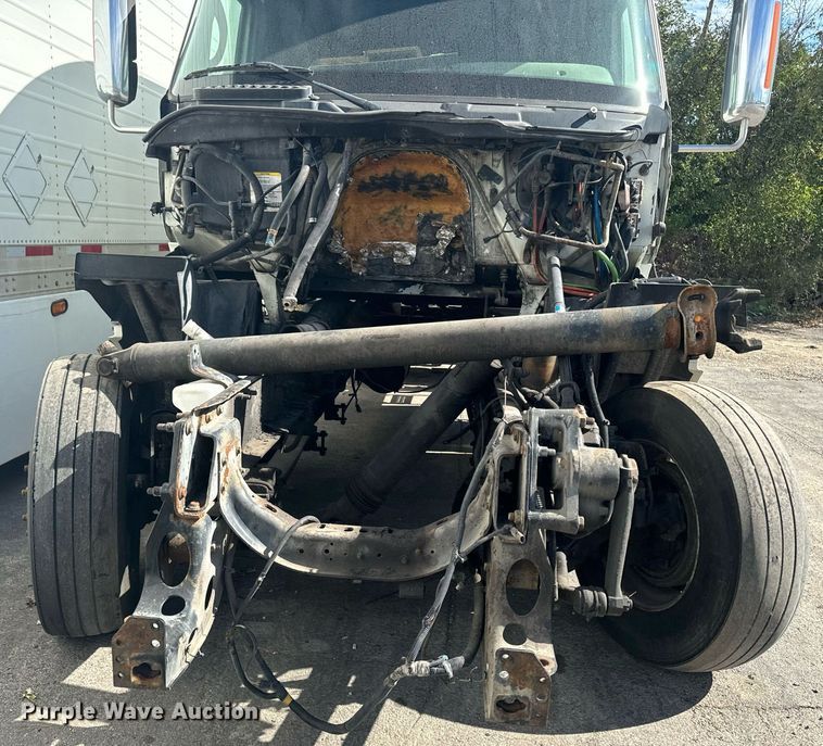 image for item EG6794 2008 International  Prostar Limited 6x4 semi truck