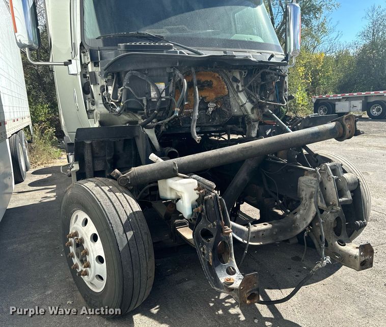 image for item EG6794 2008 International  Prostar Limited 6x4 semi truck