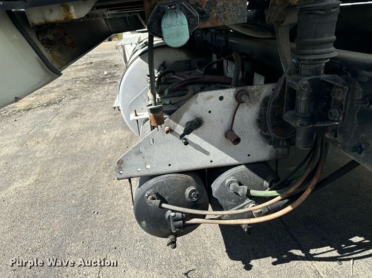 image for item EG6794 2008 International  Prostar Limited 6x4 semi truck