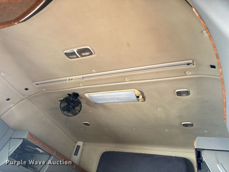 image for item EG6794 2008 International  Prostar Limited 6x4 semi truck