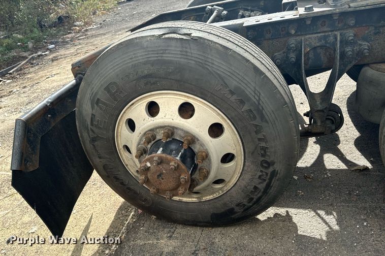 image for item EG6794 2008 International  Prostar Limited 6x4 semi truck