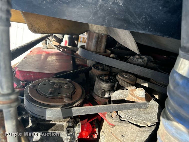 image for item EG6795 2001 Freightliner Century Class 12 semi truck