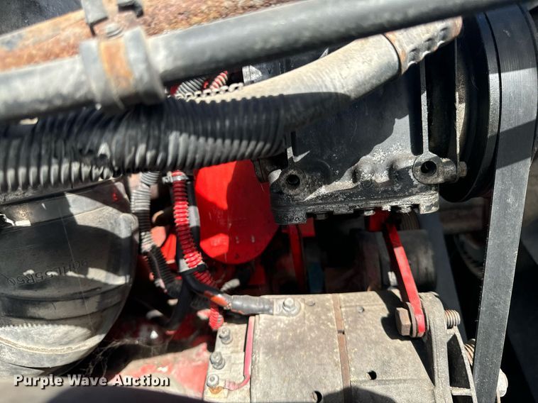 image for item EG6795 2001 Freightliner Century Class 12 semi truck