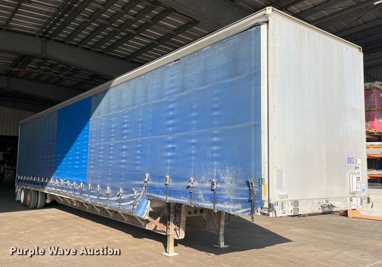 image for item EH2844 2009 Wilson CFD-900 side curtain trailer