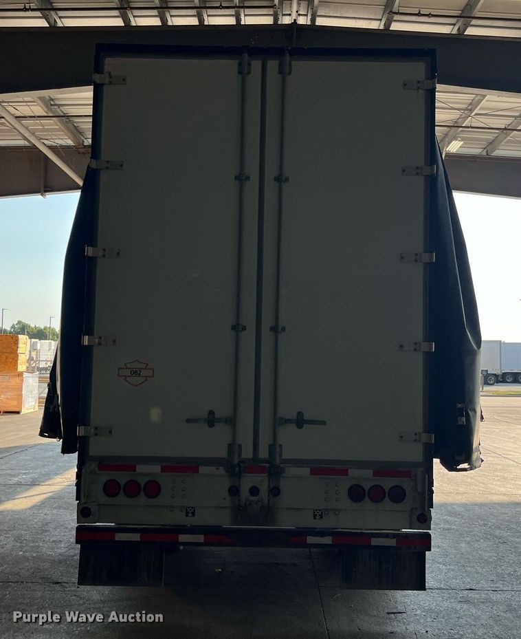 image for item EH2844 2009 Wilson CFD-900 side curtain trailer