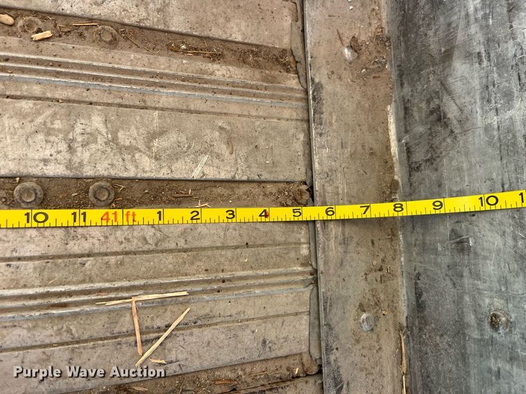 image for item EH2844 2009 Wilson CFD-900 side curtain trailer