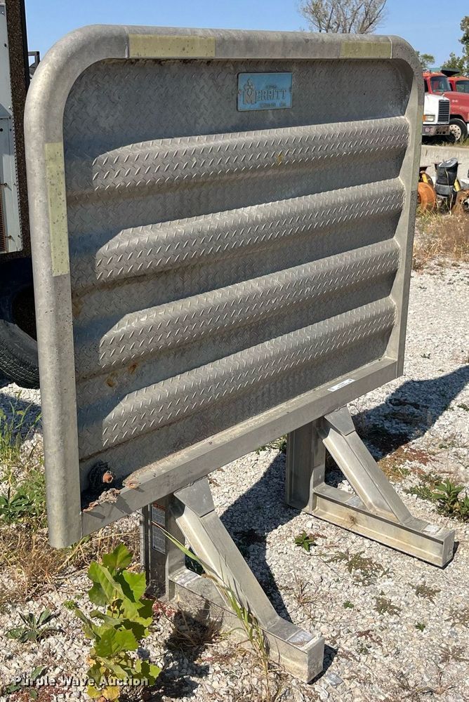 image for item EH2850 Merritt headache rack