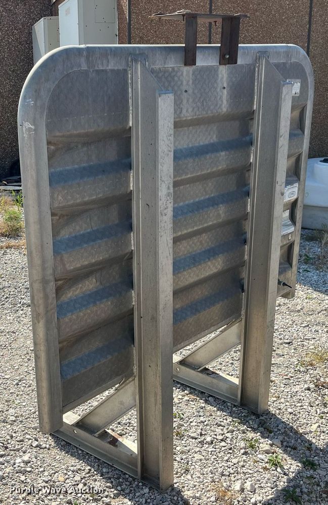 image for item EH2851 Merritt headache rack