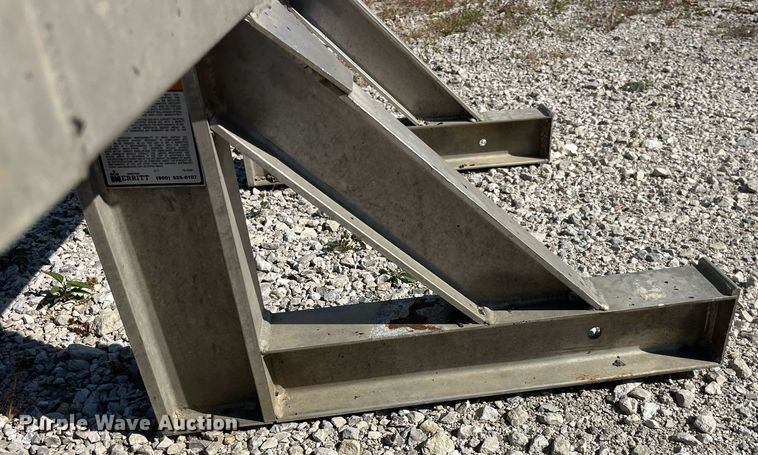 image for item EH2851 Merritt headache rack