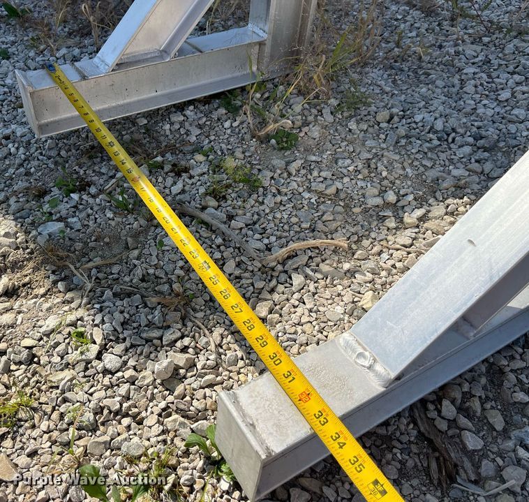 image for item EH2852 Merritt headache rack