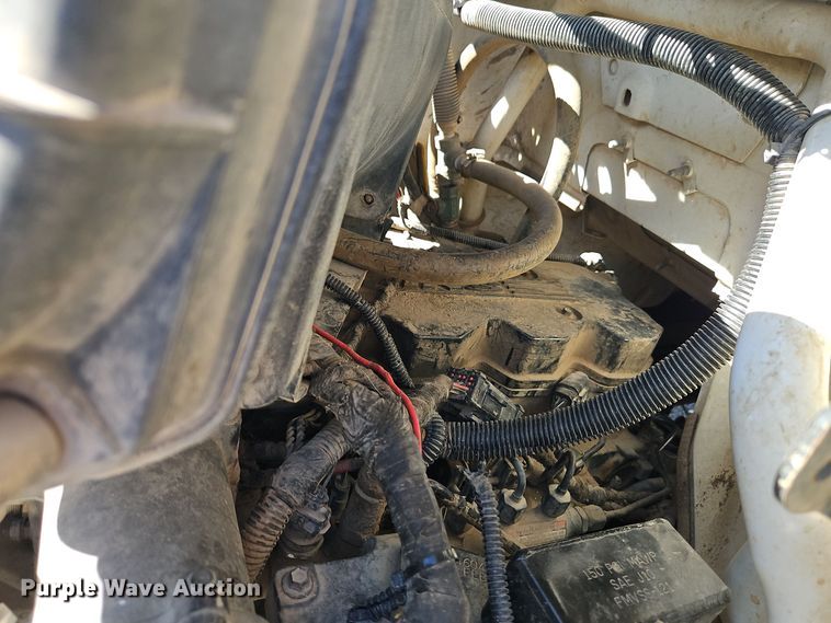 image for item EI8412 2006 Ford F750 Super Duty XL wireline truck