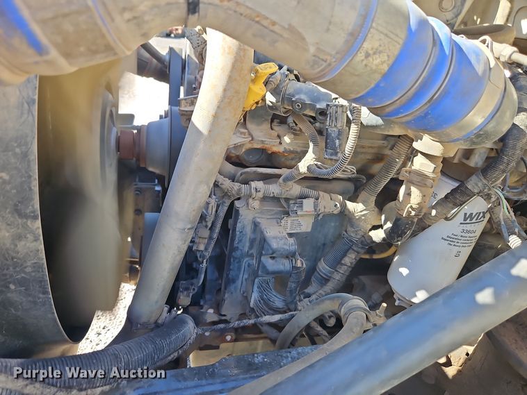 image for item EI8412 2006 Ford F750 Super Duty XL wireline truck