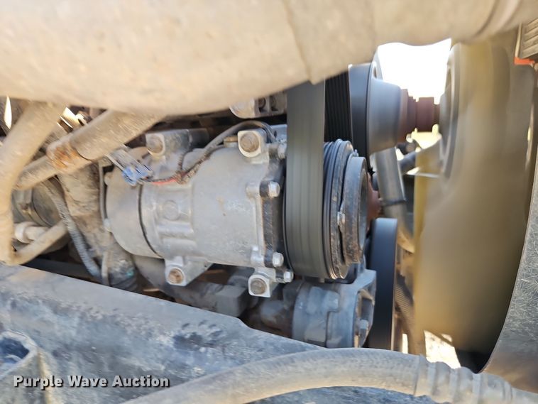 image for item EI8412 2006 Ford F750 Super Duty XL wireline truck