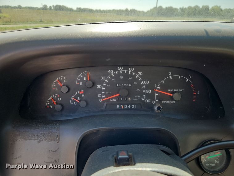 image for item EI8413 2006 Ford F750 Super Duty XLT wireline truck