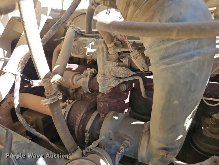 image for item EI8413 2006 Ford F750 Super Duty XLT wireline truck