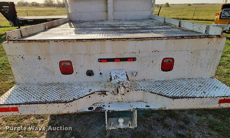 image for item EI8420 1994 GMC Top Kick C6500 crane truck